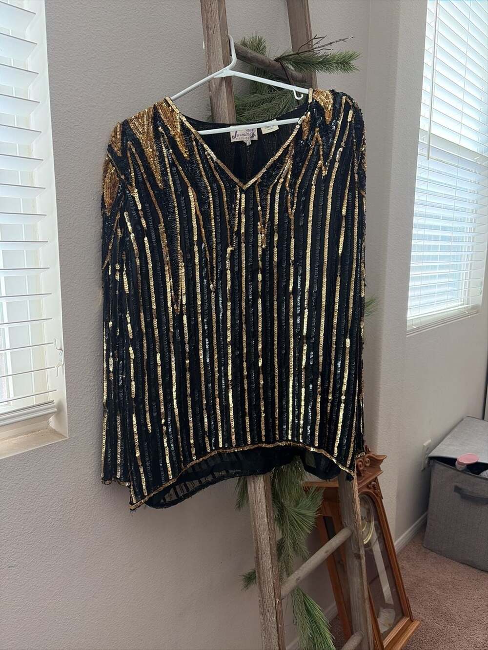 Vintage Jasmine by K.V.M. Calif Black and Gold Sequined Pure Silk Blouse Size 1X